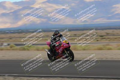 media/Sep-11-2022-SoCal Trackdays (Sun) [[81b7e951af]]/Back Straight Speed (850am)/